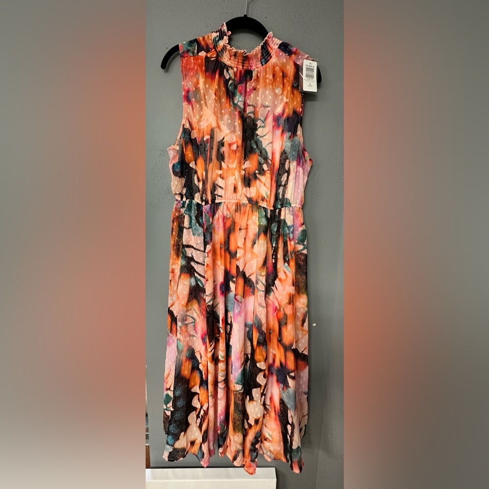 Gorgeous flowy maxi dress!  NWT torrid size 1.
